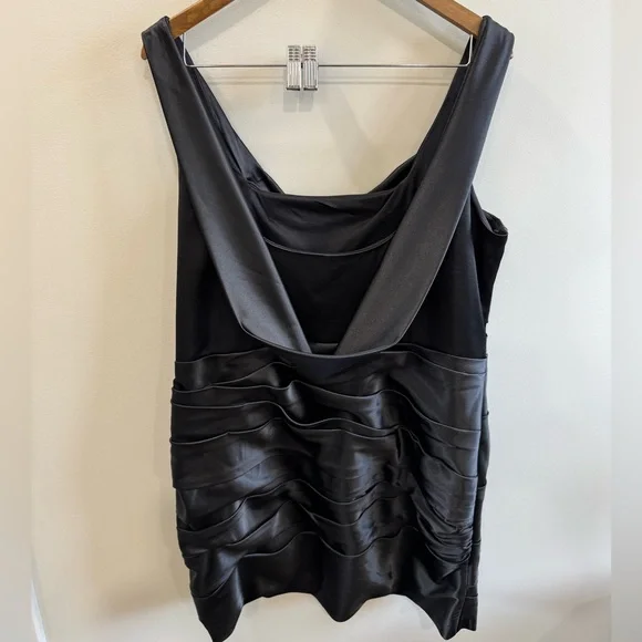 JS Collection Cocktail Dress - Picture 2 of 7